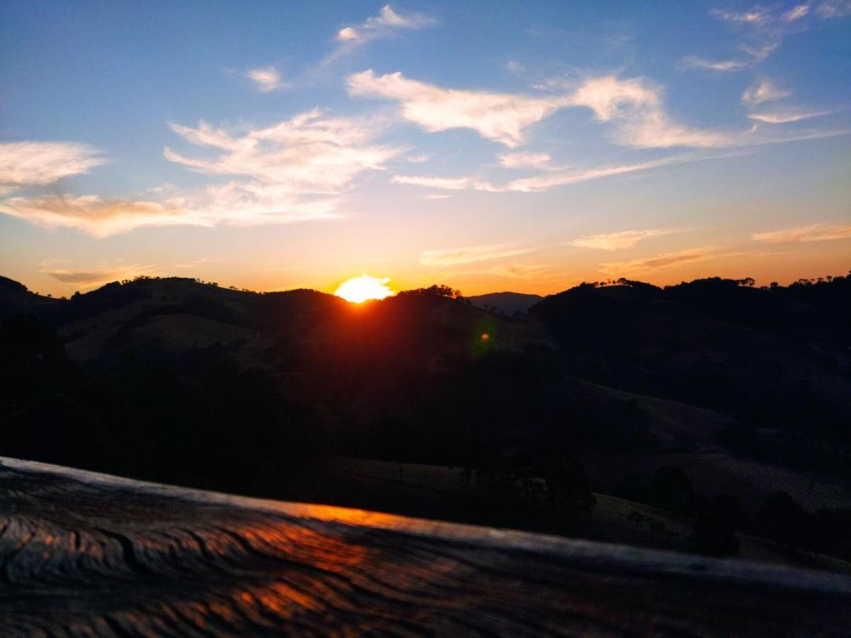 Chales Terras Altas Gonçalves Екстериор снимка